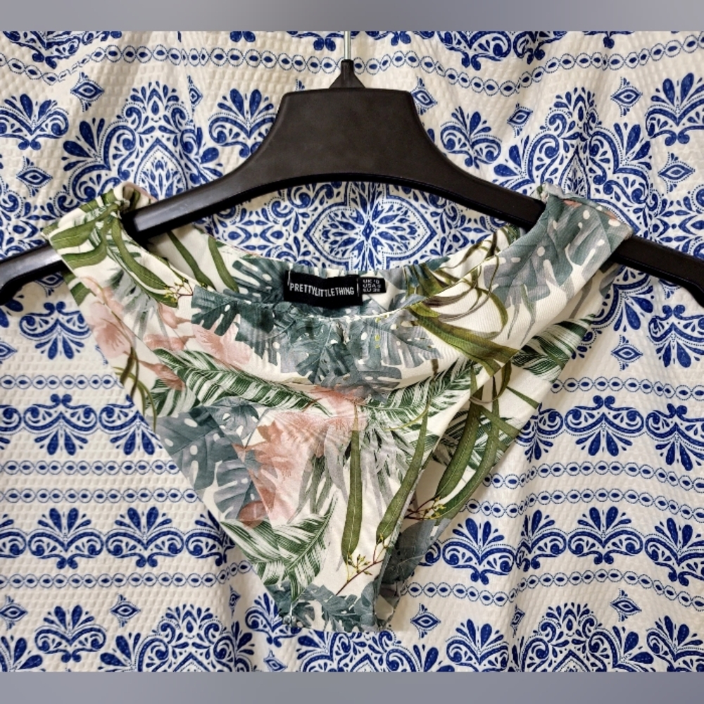 The cutest swim set!